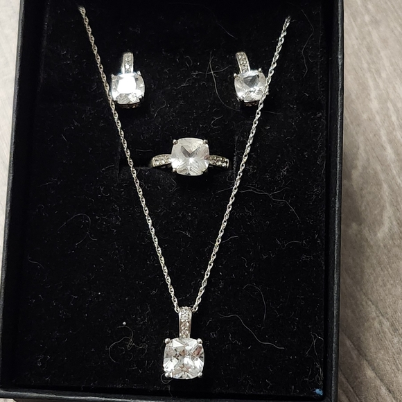 Kay Jewelers Jewelry - Kay Jewelers Silver Cubic Zirconia Necklace, Ring & Earring Set